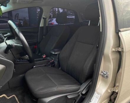 Бежевий Форд Фокус, об'ємом двигуна 2 л та пробігом 180 тис. км за 8990 $, фото 9 на Automoto.ua