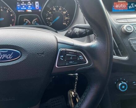 Бежевий Форд Фокус, об'ємом двигуна 2 л та пробігом 180 тис. км за 8990 $, фото 28 на Automoto.ua