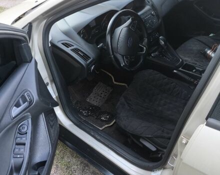 Бежевий Форд Фокус, об'ємом двигуна 2 л та пробігом 180 тис. км за 8500 $, фото 6 на Automoto.ua