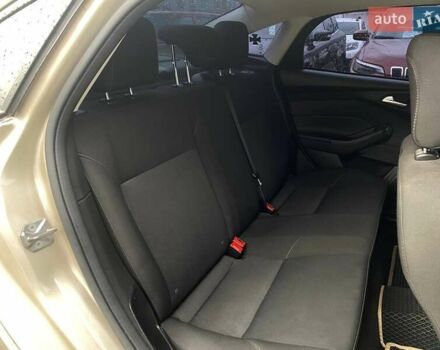 Бежевий Форд Фокус, об'ємом двигуна 2 л та пробігом 180 тис. км за 8990 $, фото 23 на Automoto.ua