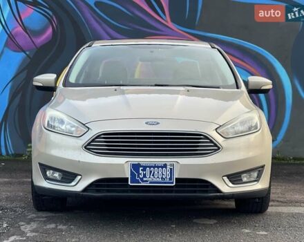 Бежевий Форд Фокус, об'ємом двигуна 2 л та пробігом 264 тис. км за 6750 $, фото 1 на Automoto.ua