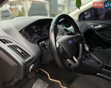 Бежевий Форд Фокус, об'ємом двигуна 2 л та пробігом 180 тис. км за 8990 $, фото 17 на Automoto.ua