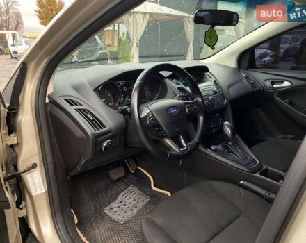 Бежевий Форд Фокус, об'ємом двигуна 2 л та пробігом 180 тис. км за 8990 $, фото 19 на Automoto.ua