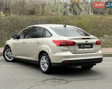 Бежевый Форд Фокус, объемом двигателя 2 л и пробегом 128 тыс. км за 7800 $, фото 15 на Automoto.ua