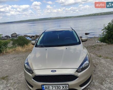 Бежевий Форд Фокус, об'ємом двигуна 2 л та пробігом 79 тис. км за 9800 $, фото 3 на Automoto.ua