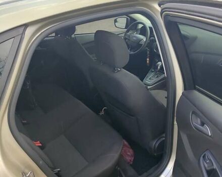 Бежевий Форд Фокус, об'ємом двигуна 2 л та пробігом 79 тис. км за 9800 $, фото 8 на Automoto.ua