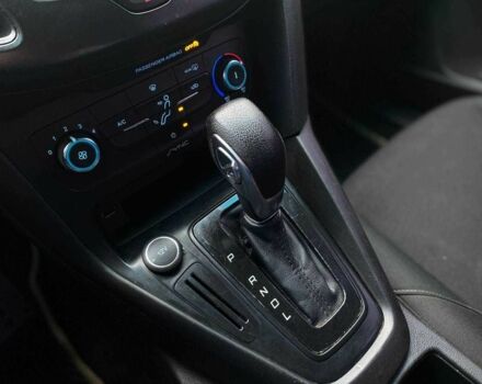 Бежевий Форд Фокус, об'ємом двигуна 2 л та пробігом 180 тис. км за 8990 $, фото 21 на Automoto.ua