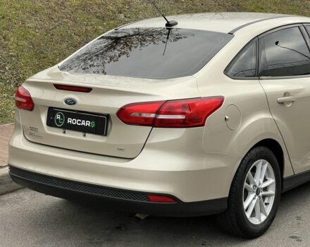 Бежевий Форд Фокус, об'ємом двигуна 2 л та пробігом 128 тис. км за 7800 $, фото 7 на Automoto.ua