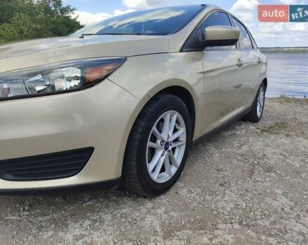 Бежевий Форд Фокус, об'ємом двигуна 2 л та пробігом 79 тис. км за 9800 $, фото 5 на Automoto.ua