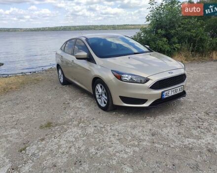 Бежевий Форд Фокус, об'ємом двигуна 2 л та пробігом 79 тис. км за 9800 $, фото 4 на Automoto.ua