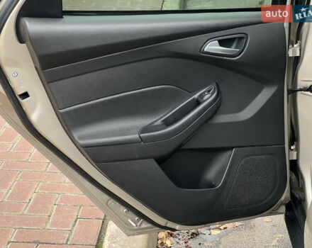 Бежевый Форд Фокус, объемом двигателя 2 л и пробегом 128 тыс. км за 7800 $, фото 42 на Automoto.ua