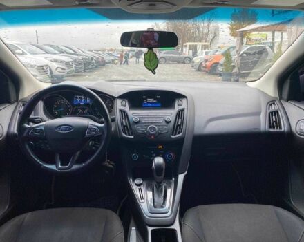 Бежевий Форд Фокус, об'ємом двигуна 2 л та пробігом 180 тис. км за 8990 $, фото 23 на Automoto.ua