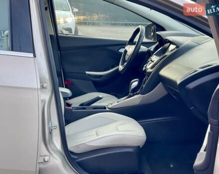 Бежевий Форд Фокус, об'ємом двигуна 2 л та пробігом 264 тис. км за 6750 $, фото 22 на Automoto.ua