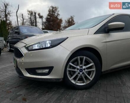 Бежевий Форд Фокус, об'ємом двигуна 2 л та пробігом 180 тис. км за 8990 $, фото 4 на Automoto.ua
