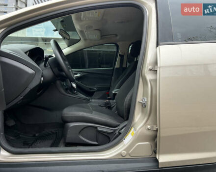 Бежевый Форд Фокус, объемом двигателя 2 л и пробегом 128 тыс. км за 7800 $, фото 31 на Automoto.ua