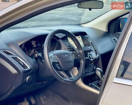 Бежевий Форд Фокус, об'ємом двигуна 2 л та пробігом 264 тис. км за 6750 $, фото 32 на Automoto.ua