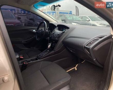 Бежевий Форд Фокус, об'ємом двигуна 2 л та пробігом 180 тис. км за 8990 $, фото 20 на Automoto.ua