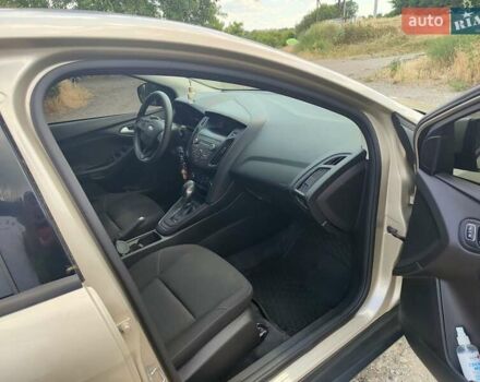 Бежевий Форд Фокус, об'ємом двигуна 2 л та пробігом 79 тис. км за 9800 $, фото 7 на Automoto.ua