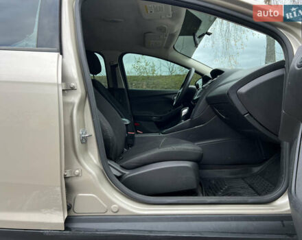 Бежевый Форд Фокус, объемом двигателя 2 л и пробегом 128 тыс. км за 7800 $, фото 53 на Automoto.ua