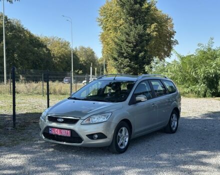 Бежевий Форд Фокус, об'ємом двигуна 1.8 л та пробігом 232 тис. км за 6300 $, фото 2 на Automoto.ua