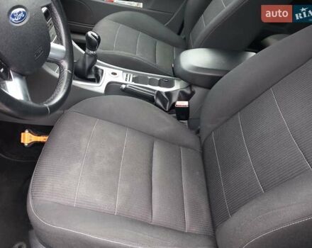 Форд Фокус 2009 у Городке на Automoto.ua Бежевий Форд Фокус, об'ємом двигуна 1.8 л та пробігом 225 тис. км за 5550 $, фото 23 на Automoto.ua