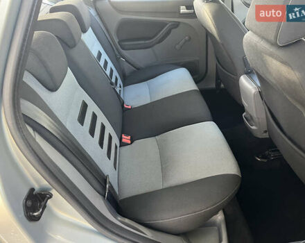 Бежевый Форд Фокус, объемом двигателя 0 л и пробегом 220 тыс. км за 6200 $, фото 17 на Automoto.ua