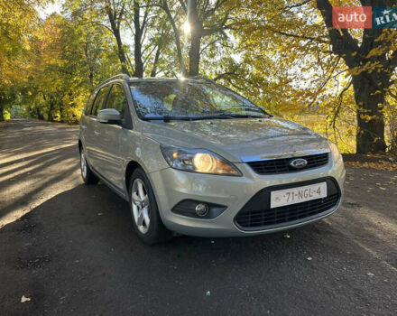 Бежевый Форд Фокус, объемом двигателя 0 л и пробегом 220 тыс. км за 6200 $, фото 2 на Automoto.ua