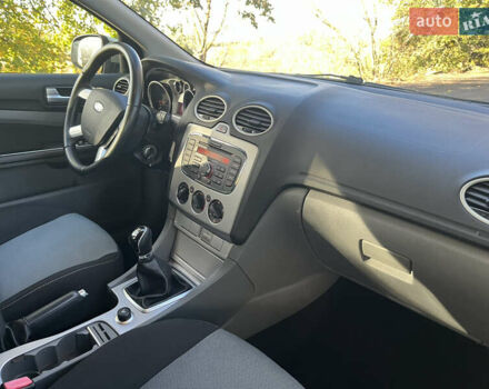 Бежевый Форд Фокус, объемом двигателя 0 л и пробегом 220 тыс. км за 6200 $, фото 15 на Automoto.ua