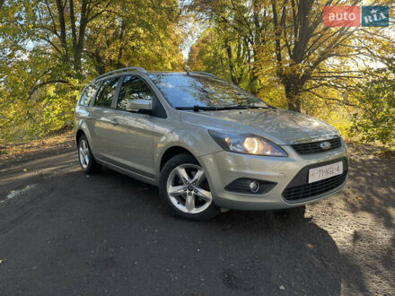 Бежевый Форд Фокус, объемом двигателя 0 л и пробегом 220 тыс. км за 6200 $, фото 1 на Automoto.ua