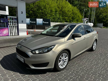 Форд Фокус 2014 в Обухове на Automoto.ua Бежевый Форд Фокус, объемом двигателя 2 л и пробегом 167 тыс. км за 5850 $, фото 1 на Automoto.ua