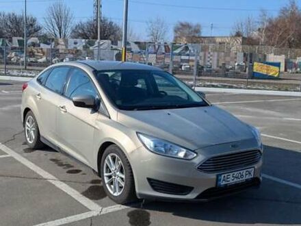 Форд Фокус 2015 в Днепре (Днепропетровске) на Automoto.ua Бежевый Форд Фокус, объемом двигателя 2 л и пробегом 85 тыс. км за 7650 $, фото 1 на Automoto.ua
