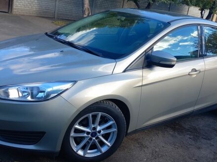 Бежевый Форд Фокус, объемом двигателя 2 л и пробегом 140 тыс. км за 7999 $, фото 1 на Automoto.ua