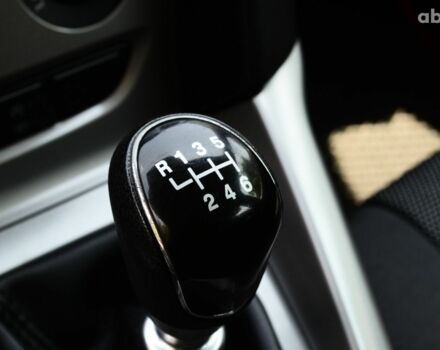 Черный Форд Фокус, объемом двигателя 1.6 л и пробегом 225 тыс. км за 7500 $, фото 18 на Automoto.ua