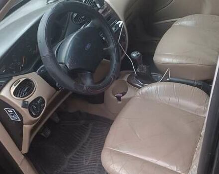 Черный Форд Фокус, объемом двигателя 1.6 л и пробегом 345 тыс. км за 2500 $, фото 3 на Automoto.ua