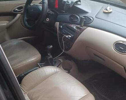 Черный Форд Фокус, объемом двигателя 1.6 л и пробегом 345 тыс. км за 2500 $, фото 2 на Automoto.ua