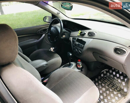 Черный Форд Фокус, объемом двигателя 2 л и пробегом 240 тыс. км за 3000 $, фото 7 на Automoto.ua