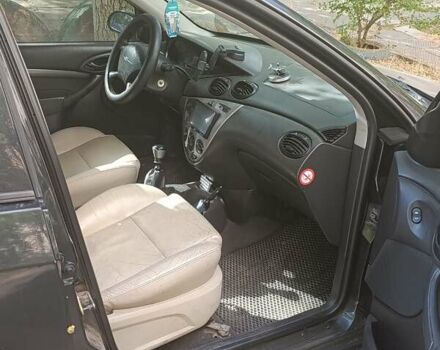 Черный Форд Фокус, объемом двигателя 1.75 л и пробегом 336 тыс. км за 2700 $, фото 2 на Automoto.ua