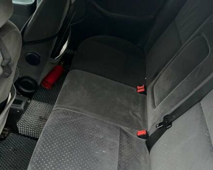 Черный Форд Фокус, объемом двигателя 1.8 л и пробегом 306 тыс. км за 4500 $, фото 11 на Automoto.ua