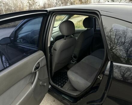 Чорний Форд Фокус, об'ємом двигуна 1.8 л та пробігом 224 тис. км за 1450 $, фото 8 на Automoto.ua