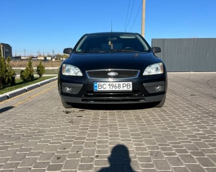 Черный Форд Фокус, объемом двигателя 1.6 л и пробегом 290 тыс. км за 5000 $, фото 1 на Automoto.ua