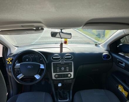 Черный Форд Фокус, объемом двигателя 1.6 л и пробегом 290 тыс. км за 5000 $, фото 9 на Automoto.ua