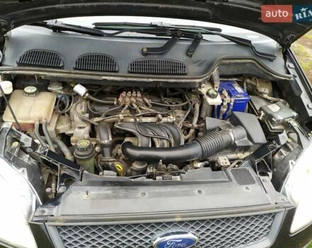 Черный Форд Фокус, объемом двигателя 1.6 л и пробегом 319 тыс. км за 3900 $, фото 14 на Automoto.ua