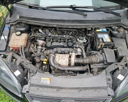 Черный Форд Фокус, объемом двигателя 1.6 л и пробегом 338 тыс. км за 4444 $, фото 4 на Automoto.ua