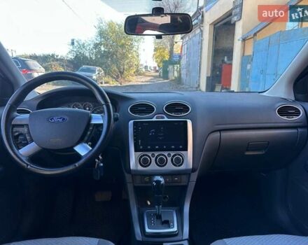 Черный Форд Фокус, объемом двигателя 1.6 л и пробегом 239 тыс. км за 5190 $, фото 13 на Automoto.ua