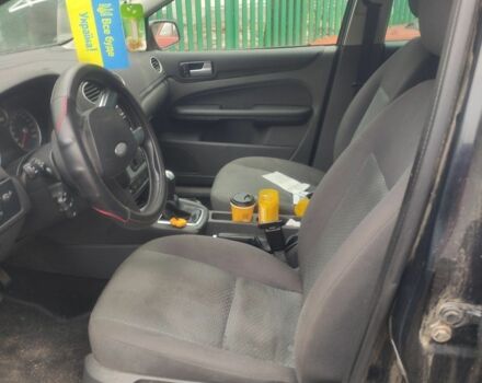 Черный Форд Фокус, объемом двигателя 1.6 л и пробегом 300 тыс. км за 1200 $, фото 9 на Automoto.ua