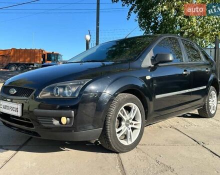 Черный Форд Фокус, объемом двигателя 1.6 л и пробегом 239 тыс. км за 5190 $, фото 2 на Automoto.ua