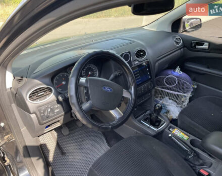 Черный Форд Фокус, объемом двигателя 1.99 л и пробегом 250 тыс. км за 5200 $, фото 4 на Automoto.ua