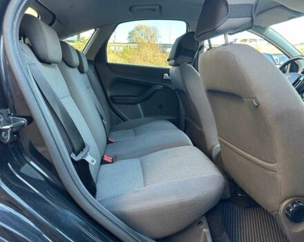 Черный Форд Фокус, объемом двигателя 1.6 л и пробегом 239 тыс. км за 5190 $, фото 10 на Automoto.ua