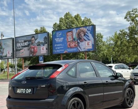 Черный Форд Фокус, объемом двигателя 1.6 л и пробегом 290 тыс. км за 2750 $, фото 2 на Automoto.ua