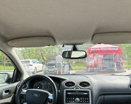 Черный Форд Фокус, объемом двигателя 1.6 л и пробегом 290 тыс. км за 2750 $, фото 10 на Automoto.ua